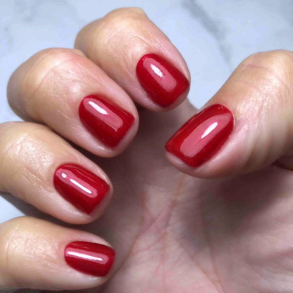 Red gel nails
