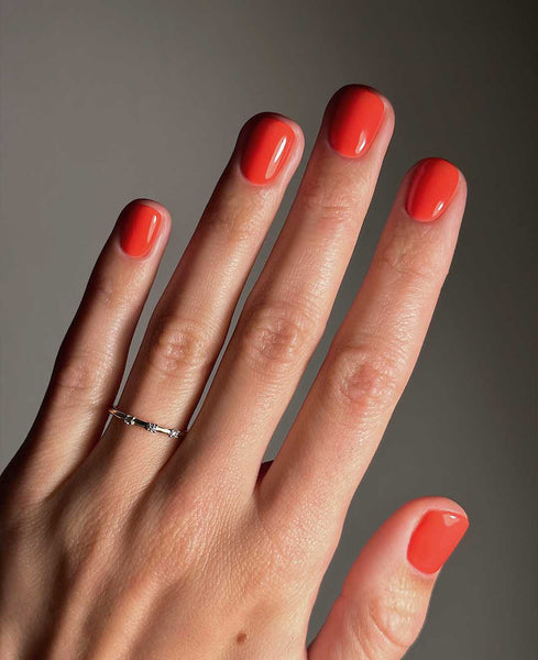 Coral gel nails
