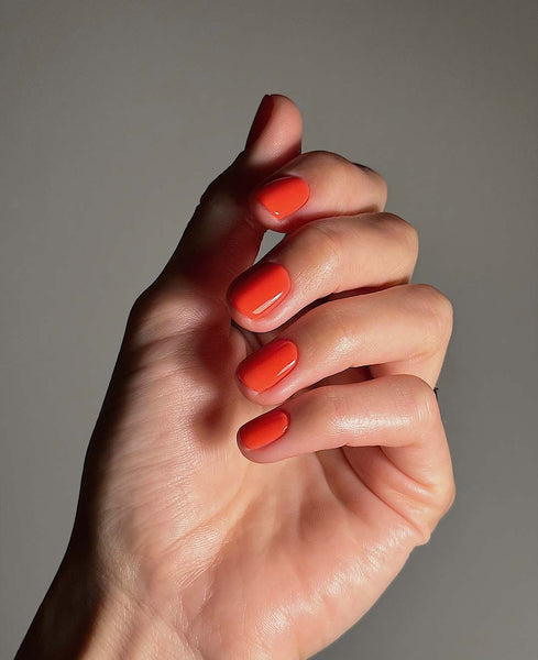 Coral gel nails