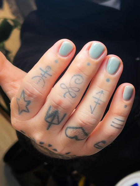 Grey gel nails