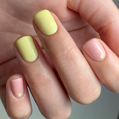 Pastel yellow gel nails