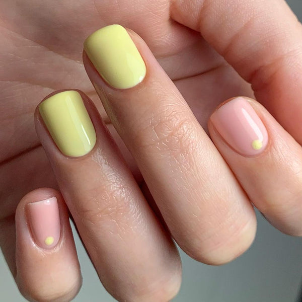 Pastel yellow nails
