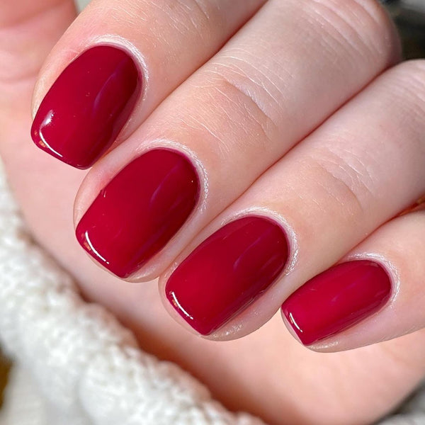 Christina - 22 - Nail Polish