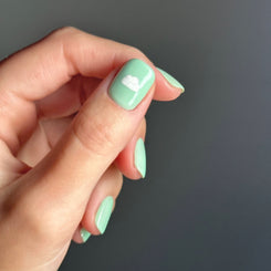 Matcha nail gel