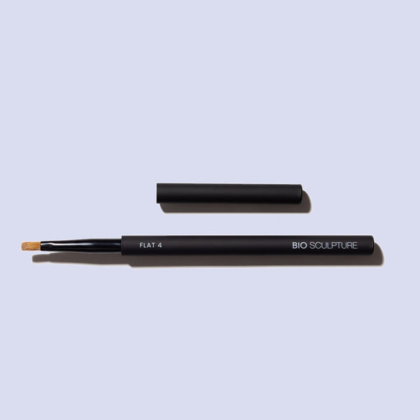 Natural No. 4 Flat Brush