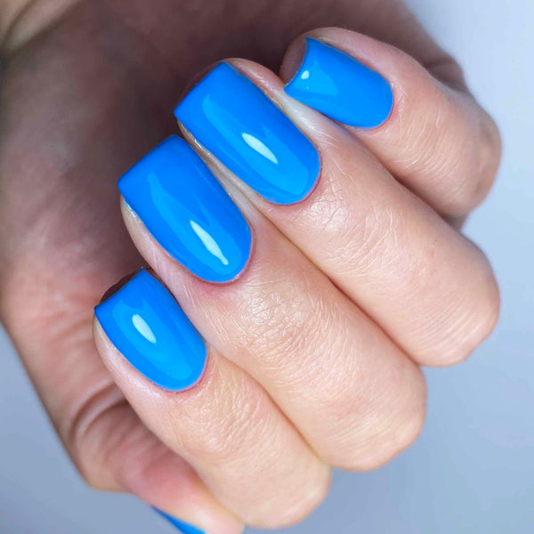 Bright blue manicure