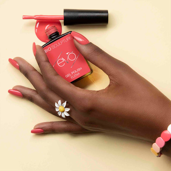 Coral nail gel